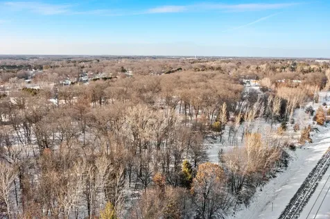 Lot 5 Central Drive NE Cambridge MN 55008