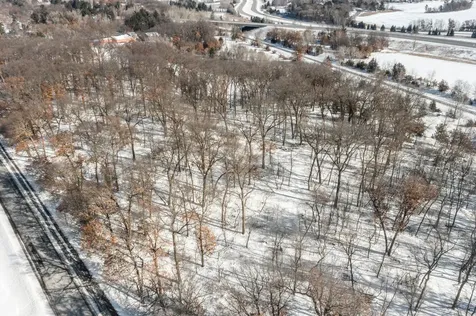 Lot 5 Central Drive NE Cambridge MN 55008