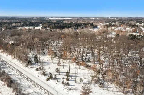 Lot 5 Central Drive NE Cambridge MN 55008