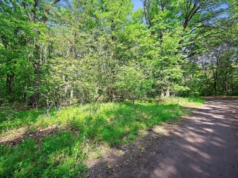 Lot 5 Central Drive NE Cambridge MN 55008