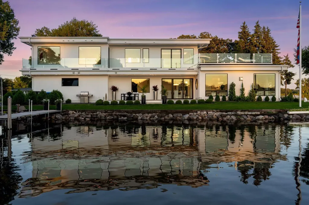 2492 Bantas Point Road Wayzata MN 55391