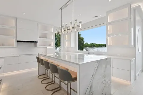 2492 Bantas Point Road Wayzata MN 55391