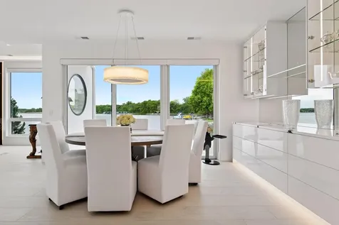 2492 Bantas Point Road Wayzata MN 55391