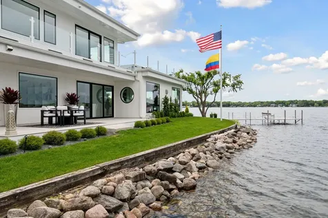 2492 Bantas Point Road Wayzata MN 55391