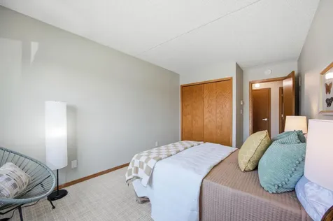 2326 20th Avenue S Fargo ND 58103