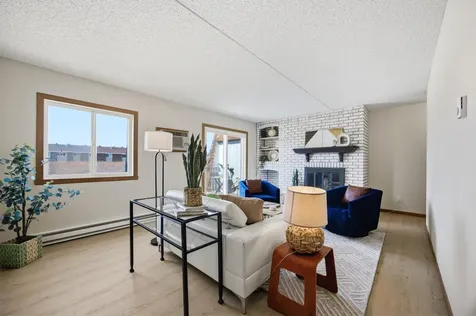 2326 20th Avenue S Fargo ND 58103