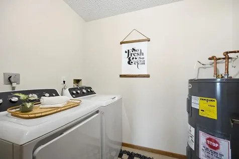 2326 20th Avenue S Fargo ND 58103