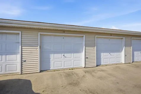 2326 20th Avenue S Fargo ND 58103