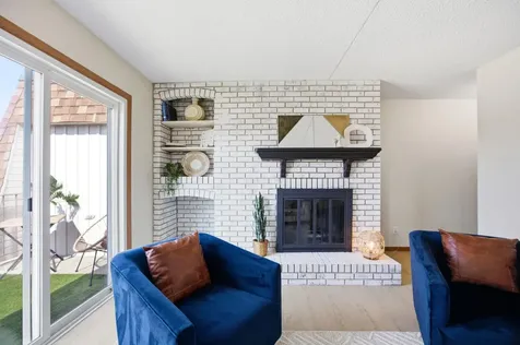 2326 20th Avenue S Fargo ND 58103