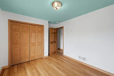 1821 Grandview Avenue Red Wing MN 55066