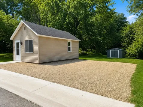 613 S Grant Street Houston MN 55943