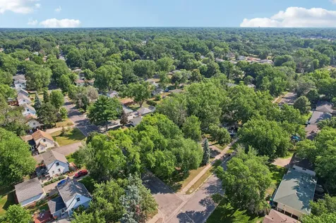 11301 Quince Street NW Coon Rapids MN 55448