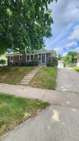 1433 Cascade Street NW Rochester MN 55901