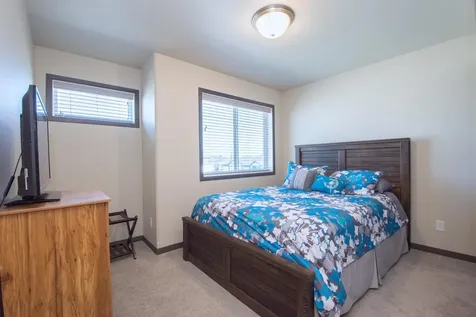 4887 Hampton Circle S Moorhead MN 56560