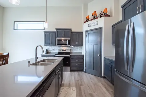 4887 Hampton Circle S Moorhead MN 56560