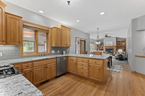 5005 Scenic Oak Drive SW Rochester MN 55902