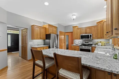 5005 Scenic Oak Drive SW Rochester MN 55902