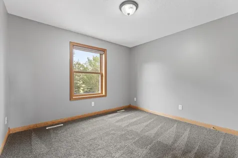 5005 Scenic Oak Drive SW Rochester MN 55902