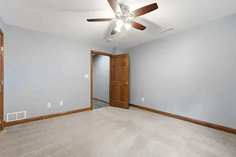 5005 Scenic Oak Drive SW Rochester MN 55902