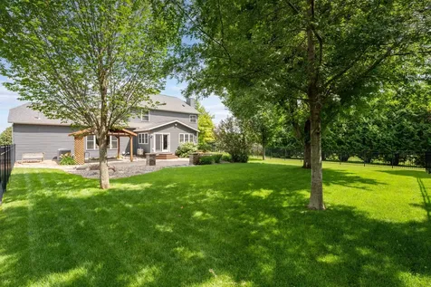 5005 Scenic Oak Drive SW Rochester MN 55902