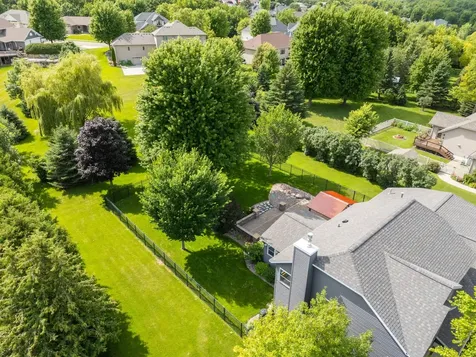 5005 Scenic Oak Drive SW Rochester MN 55902