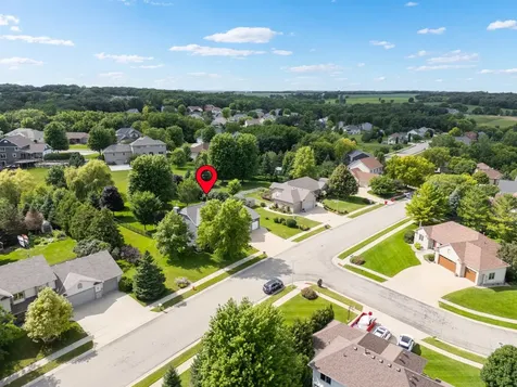 5005 Scenic Oak Drive SW Rochester MN 55902