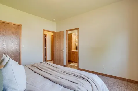 1254 39th Avenue S Moorhead MN 56560