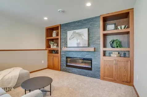 1254 39th Avenue S Moorhead MN 56560