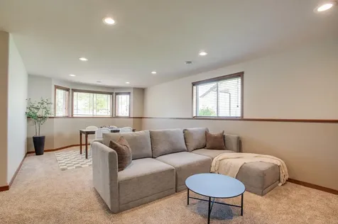 1254 39th Avenue S Moorhead MN 56560