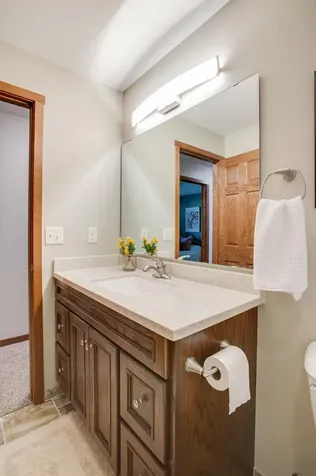1254 39th Avenue S Moorhead MN 56560