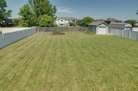1254 39th Avenue S Moorhead MN 56560