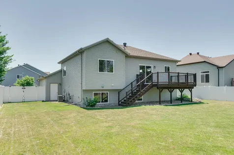 1254 39th Avenue S Moorhead MN 56560