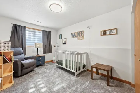 3032 32nd Street S Fargo ND 58103