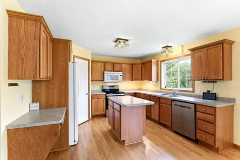 1414 Sunbird Lane Faribault MN 55021