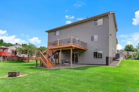 1414 Sunbird Lane Faribault MN 55021