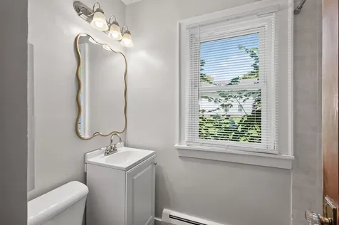 2122 N 6th Street Minneapolis MN 55411