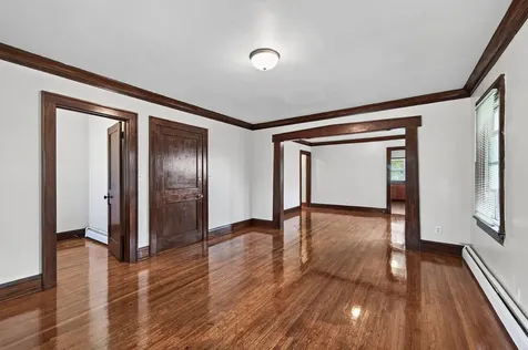 2122 N 6th Street Minneapolis MN 55411