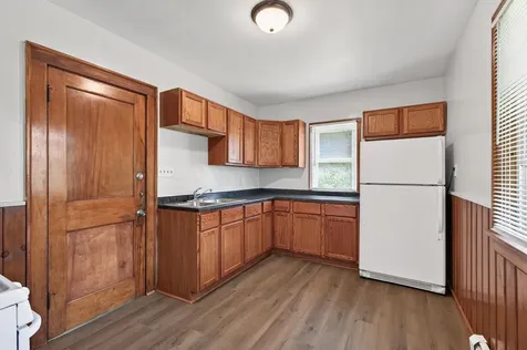 2122 N 6th Street Minneapolis MN 55411