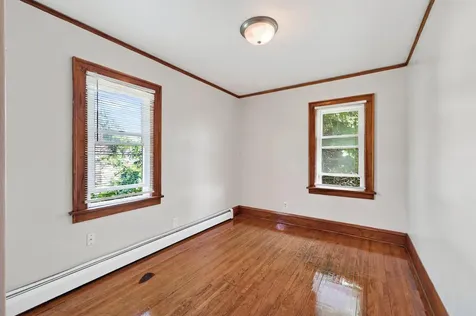 2122 N 6th Street Minneapolis MN 55411