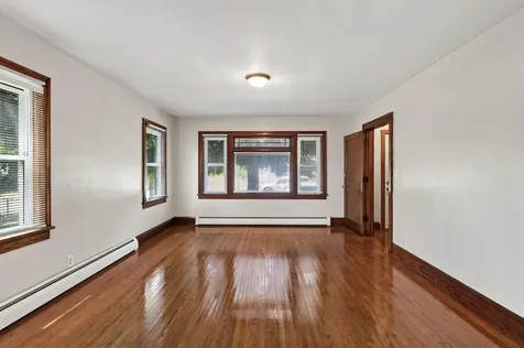 2122 N 6th Street Minneapolis MN 55411