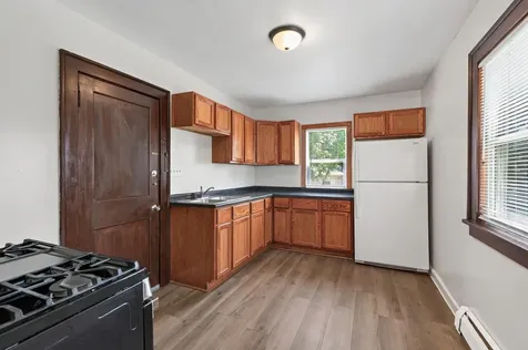 2122 N 6th Street Minneapolis MN 55411