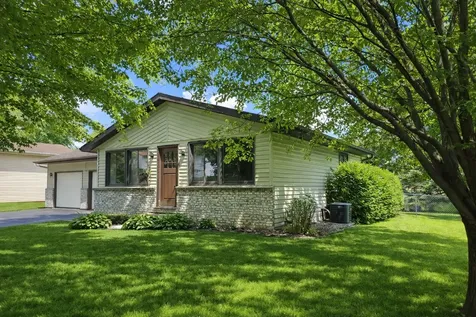 222 7th Avenue NW Lonsdale MN 55046