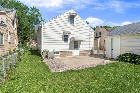 909 11th Street NW Austin MN 55912