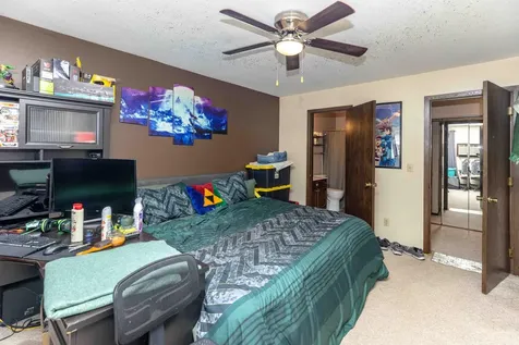2629 Arrowhead Road S Fargo ND 58103