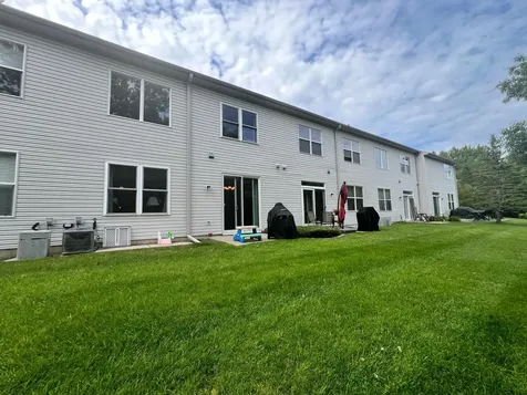16791 39th Avenue N Plymouth MN 55446