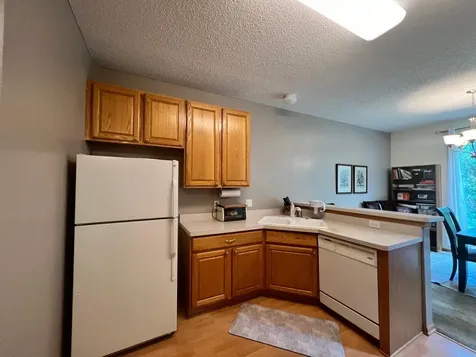 16791 39th Avenue N Plymouth MN 55446