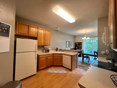 16791 39th Avenue N Plymouth MN 55446
