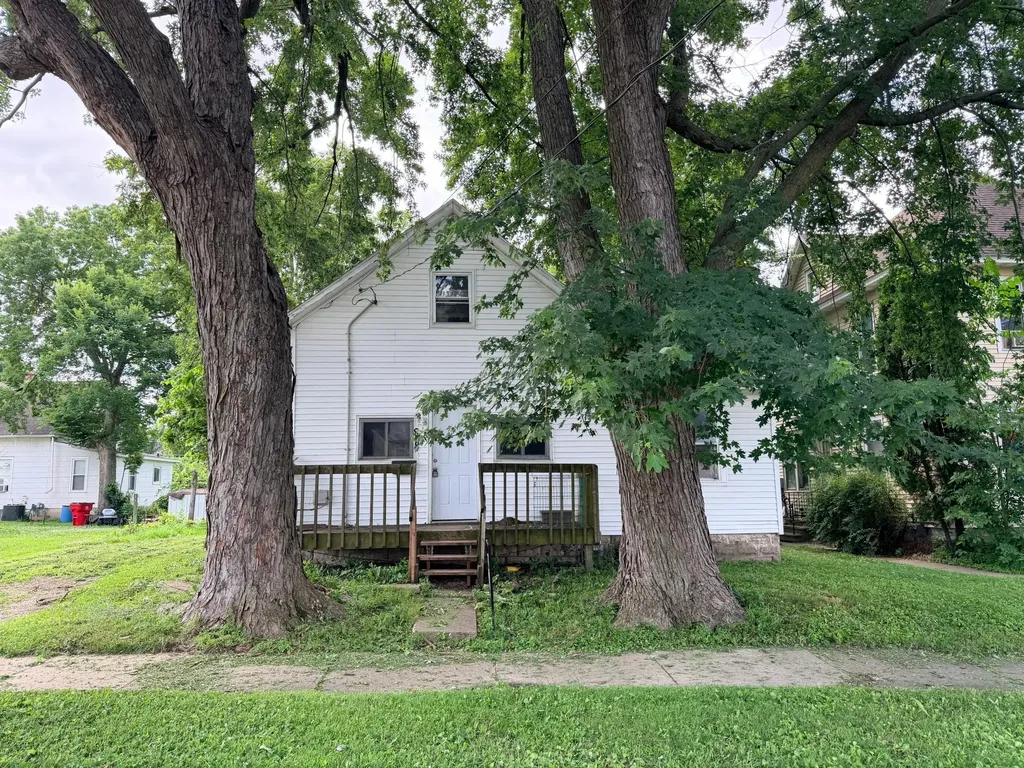 808 5th Avenue NE Austin MN 55912