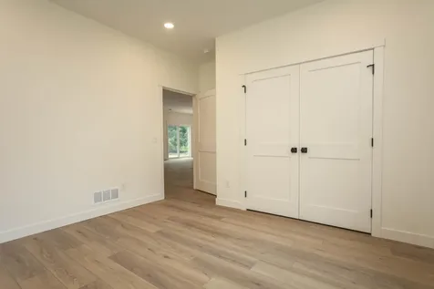 1011 Nokomis Street Alexandria MN 56308