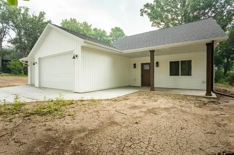 1011 Nokomis Street Alexandria MN 56308